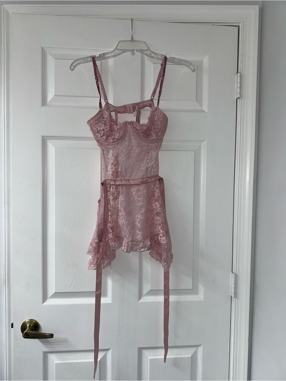 VS Wicked Twinkle Lace Unlined Apron Lingerie Set! - Picture 3 of 9